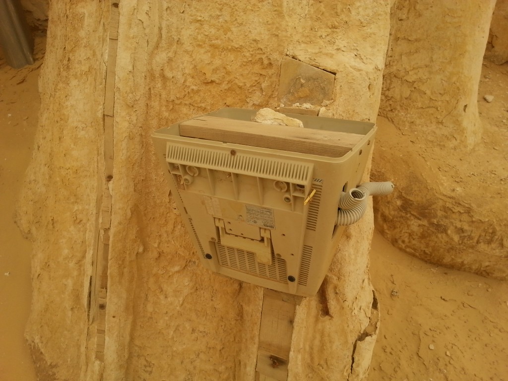 Filmrequisite aus Star Wars, ein simples Monitorgehäuse, Nefta, Tunesien
