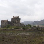 Single-Track-Roads in Schottland - Eilean Donan Castle