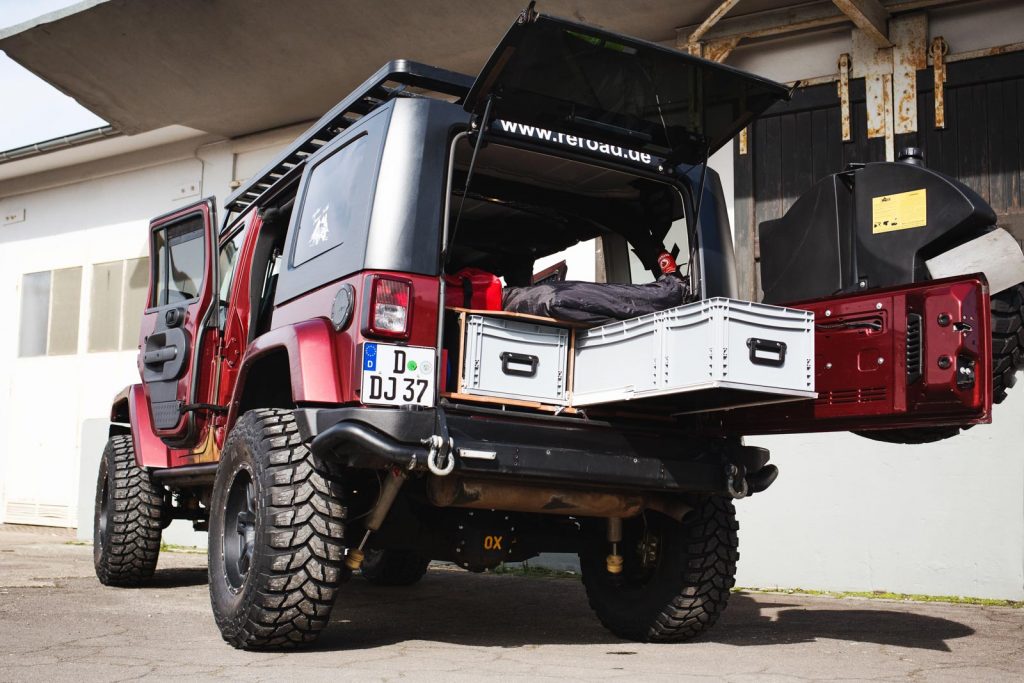 Jeep Wrangler Innenausbau von Red Rock Adventures
