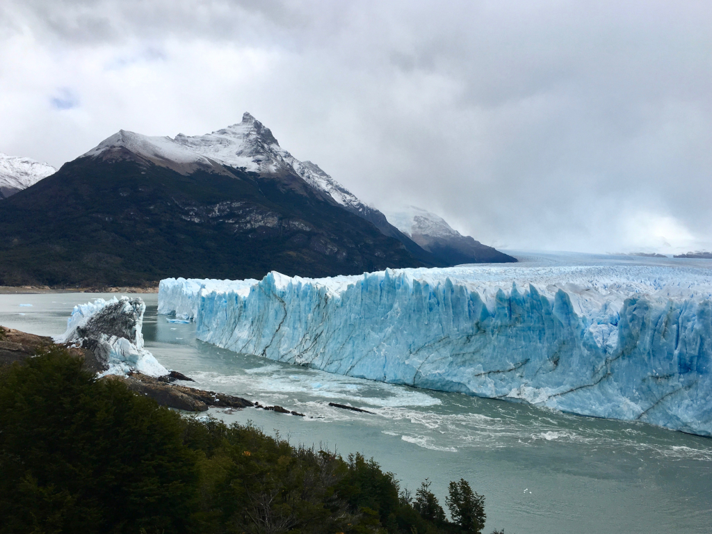 R_Many_Rivers_to_cross_02 - Patagonien - Perito Moreno mit Rest von Eisbarriere.