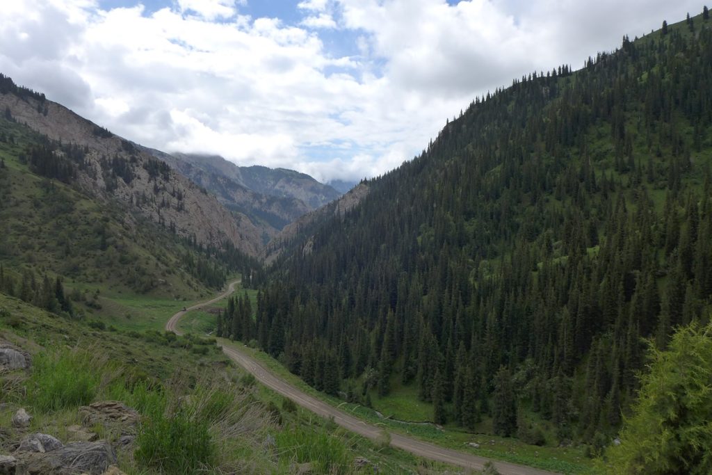 Kirgisien - Herrlicher Ausblick am Moldo-Pass.