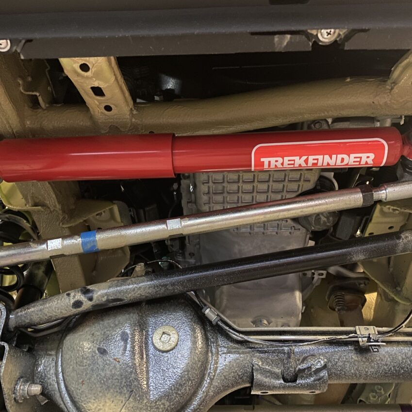 Verstärkter Lenkungdämpfer für den Suzuki Jimny II