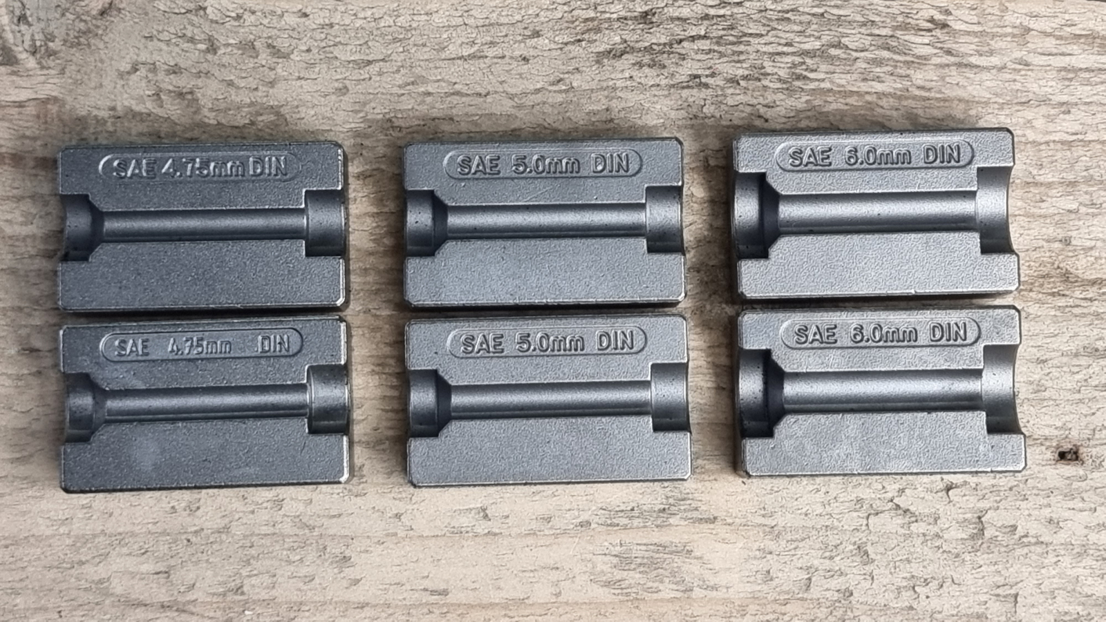 KS Tools Pressbacken für verschiedene Durchmesser und DIN und SAE Bördel.