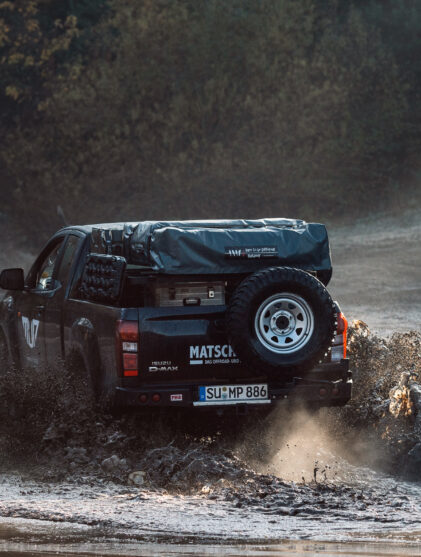 MT Reifen General Grabber am ISUZU