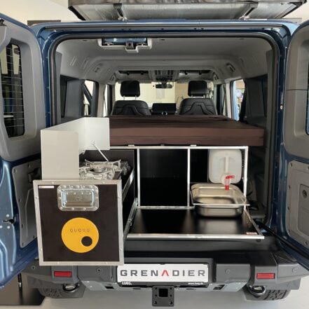 QUQUQ Küchen-Schlafbox Ineos Grenadier Wohnmobil