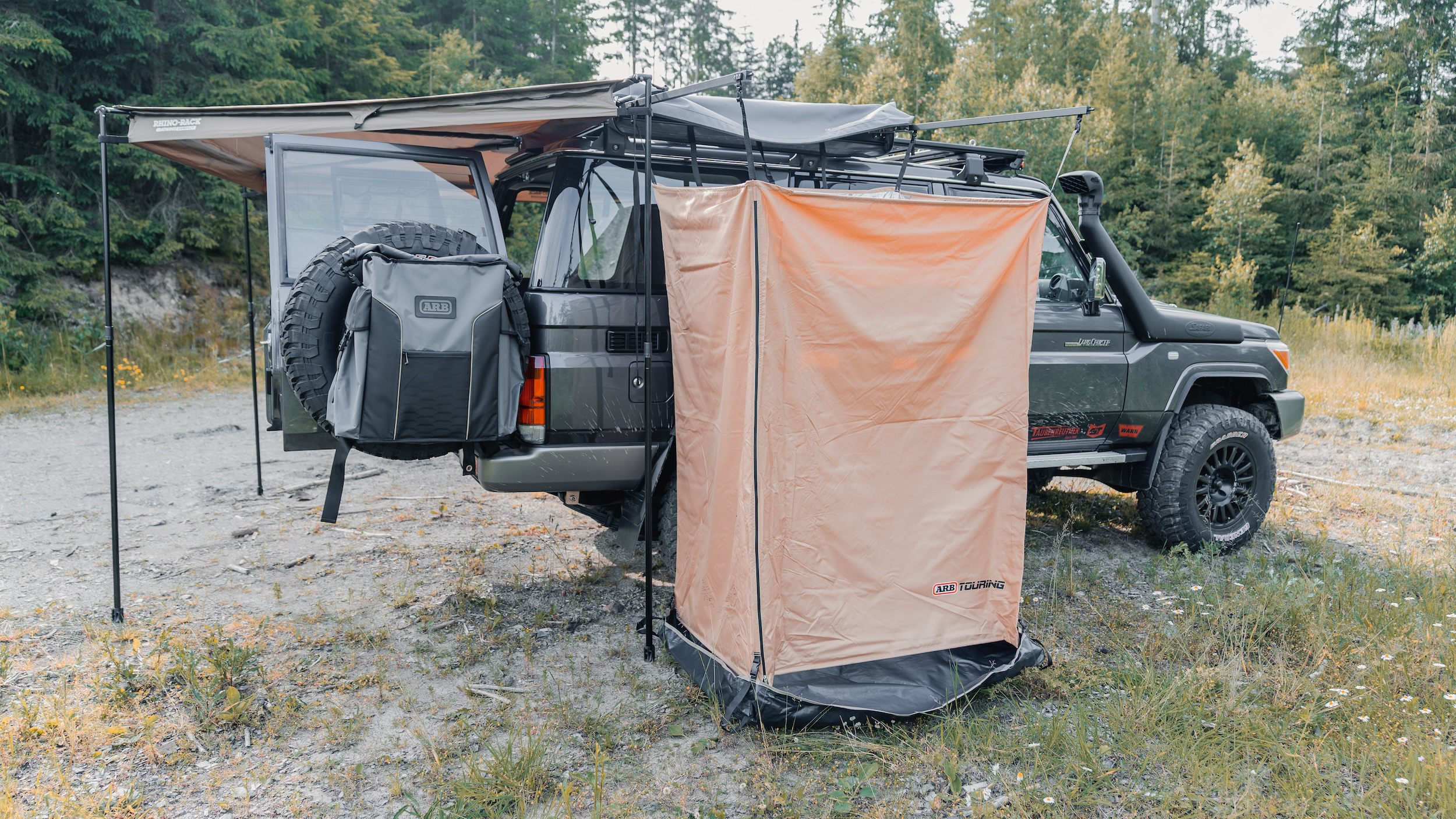 Toyota GRJ76 Land Cruiser Innenausbau Camper