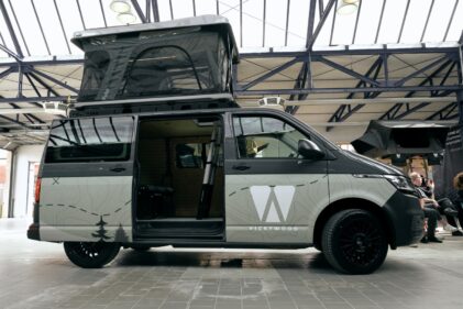 Europine Ultimate Dachzelt als Alternative zum Hubdach für Fahrzeugbauer von Vickywood