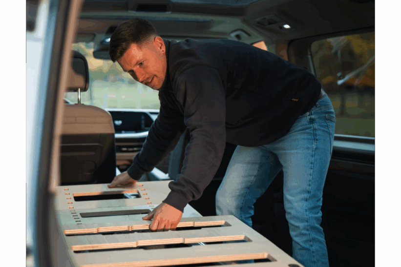 Das Bett ist schnell ausgeklappt.