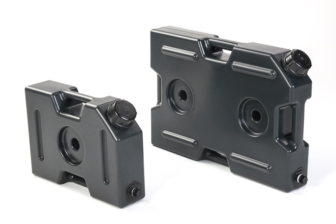 Nakatanenga flacher stapelbarer Wasserkanister