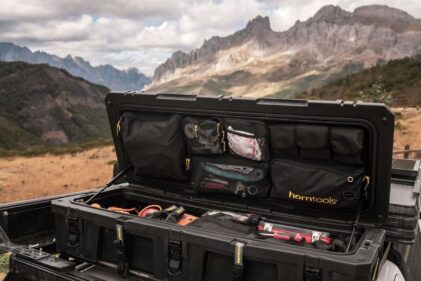 Wasserdichte, robuste horntools Dachbox 98 Liter.