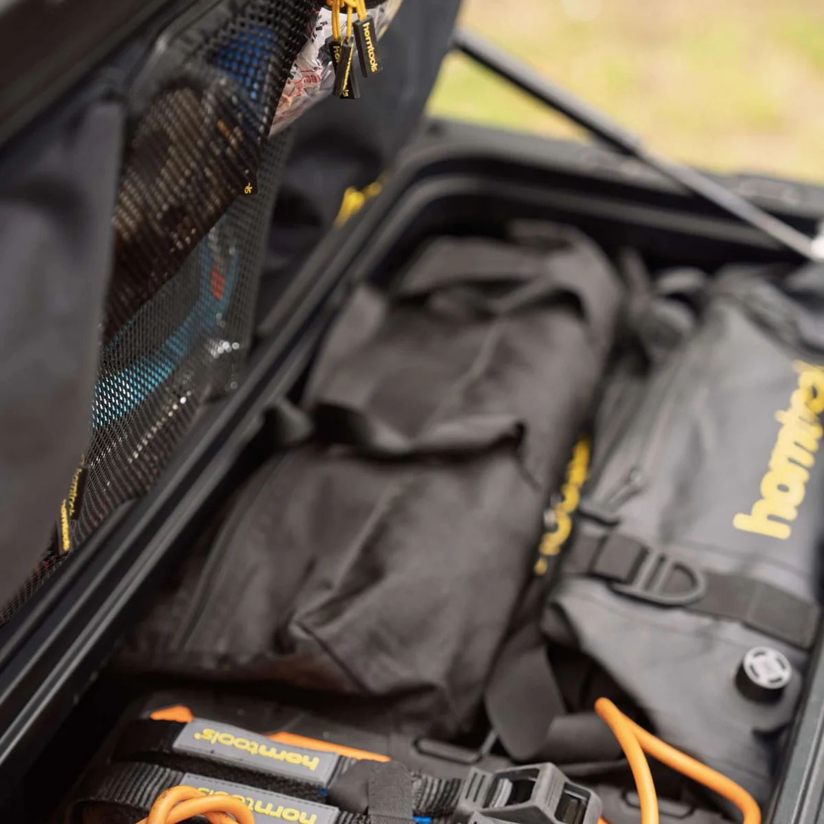 Sicher verstaut, mit dem horntools Organizer.