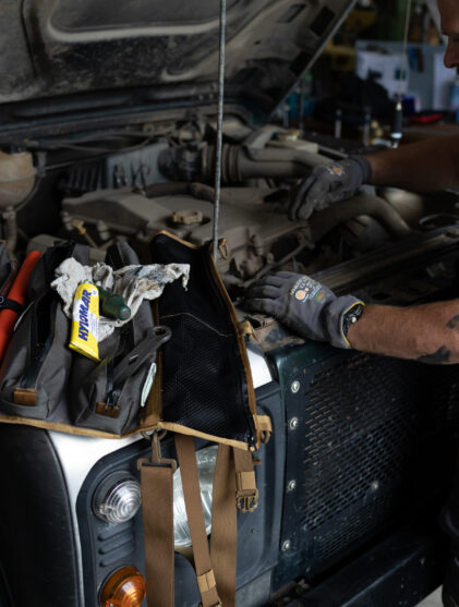 Fahrzeugwartung -Selbermachen, insbesondere an älteren Fahrzeugen.