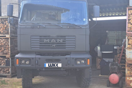LED Umrüstsatz für den MAN F2000 vom Scheinwerfer LUXX.