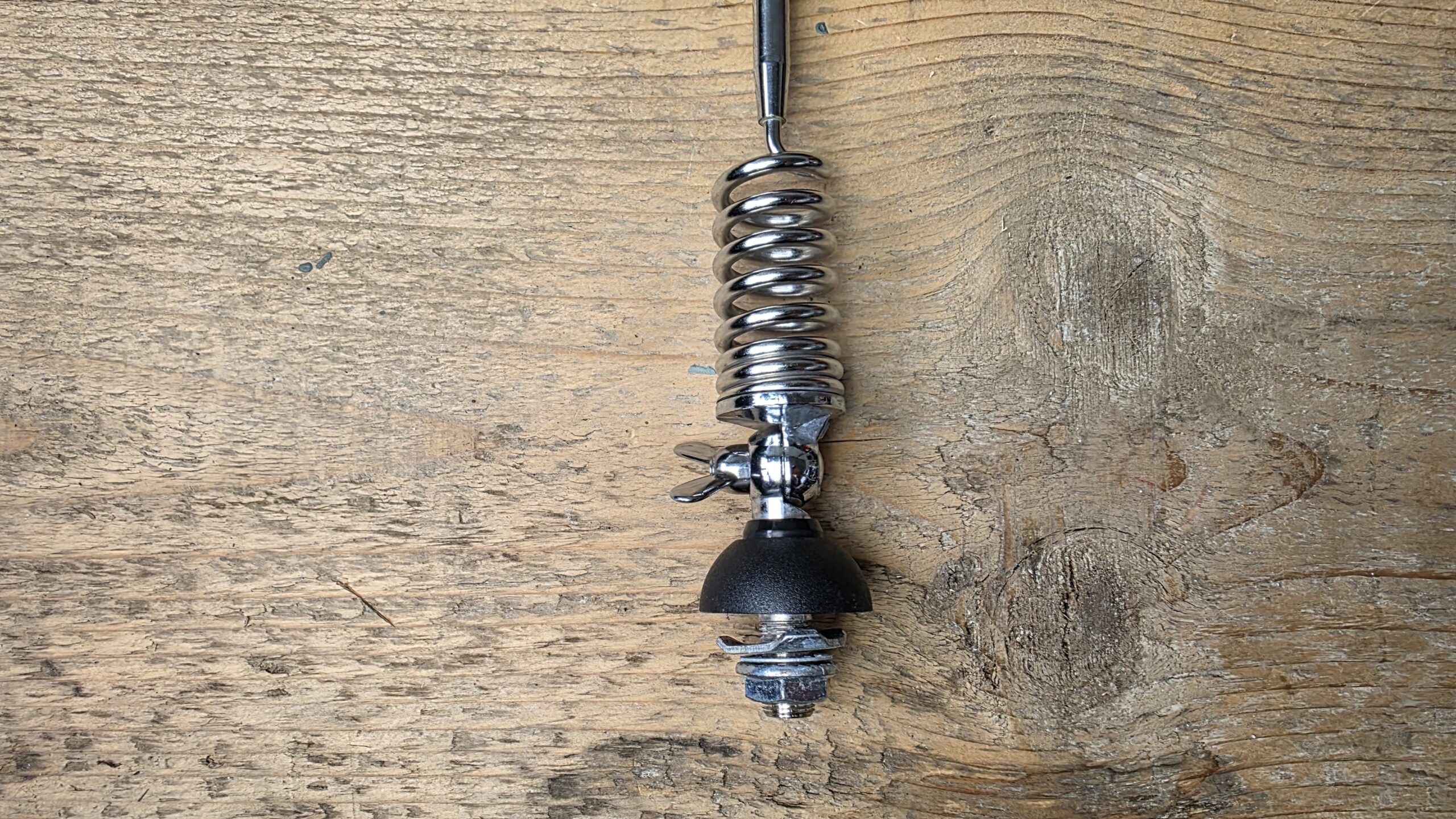 Fußpunkt der 1/4 λ Antenne Albrecht Gamma 2F.
