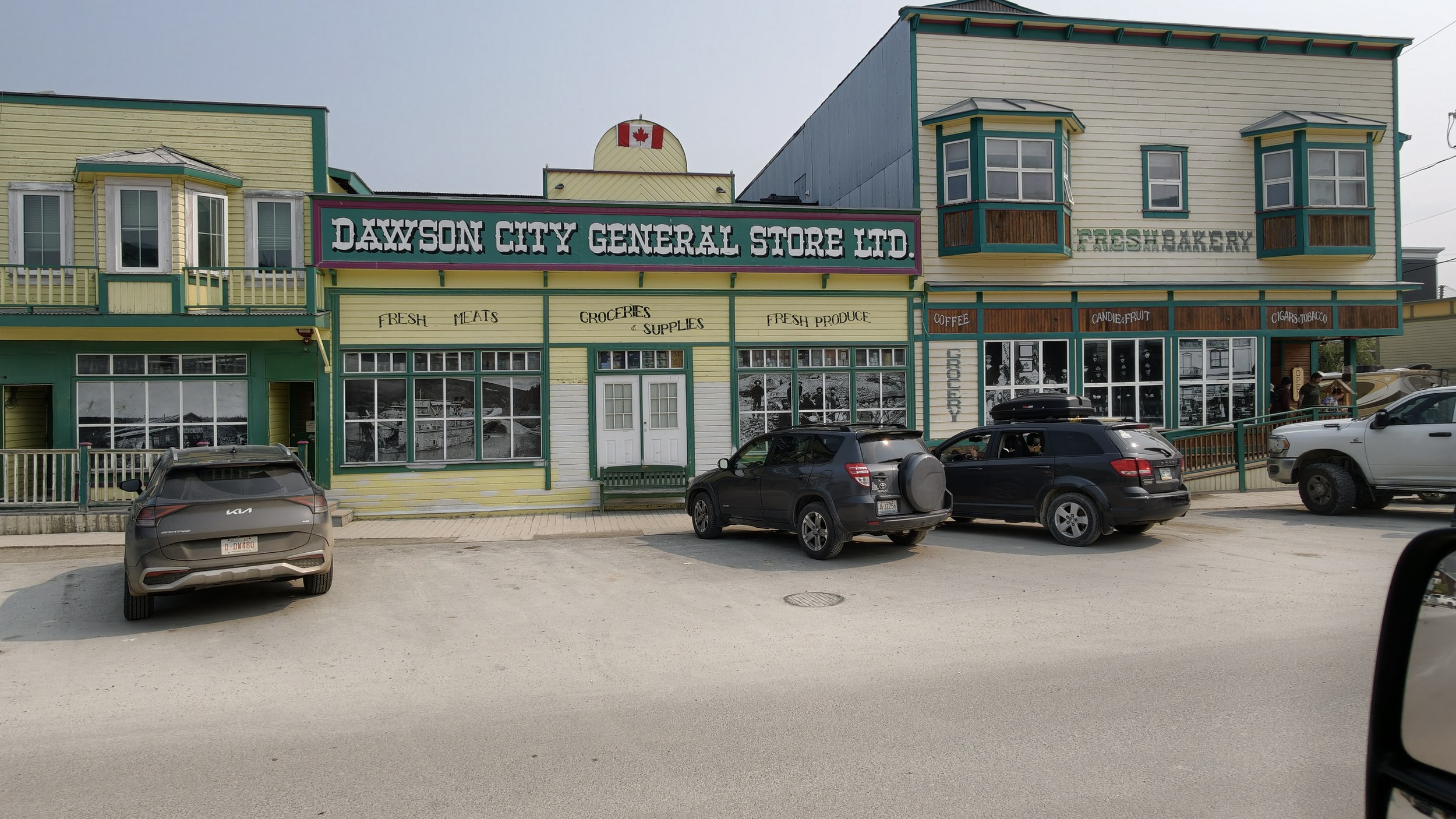 Dawson City, eine Stadt wie aus einem Western und seit dem Goldrausch kaum verändert.