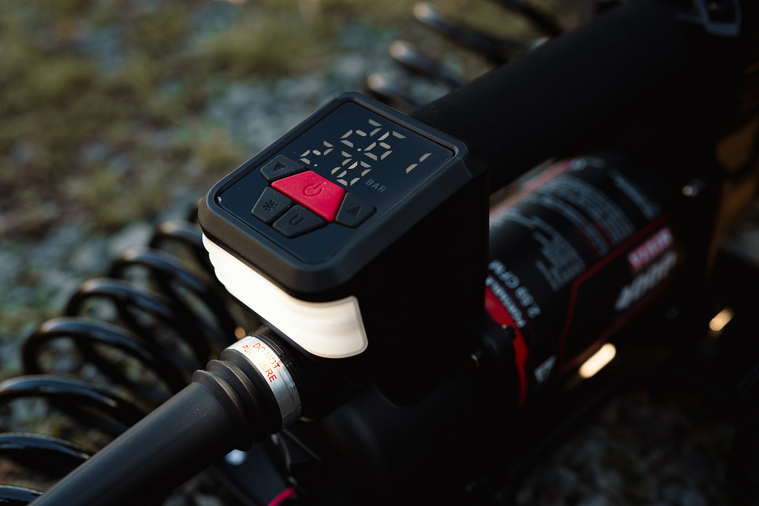 VIAIR 400P EF Digital mit integrierter LED-Leuchte