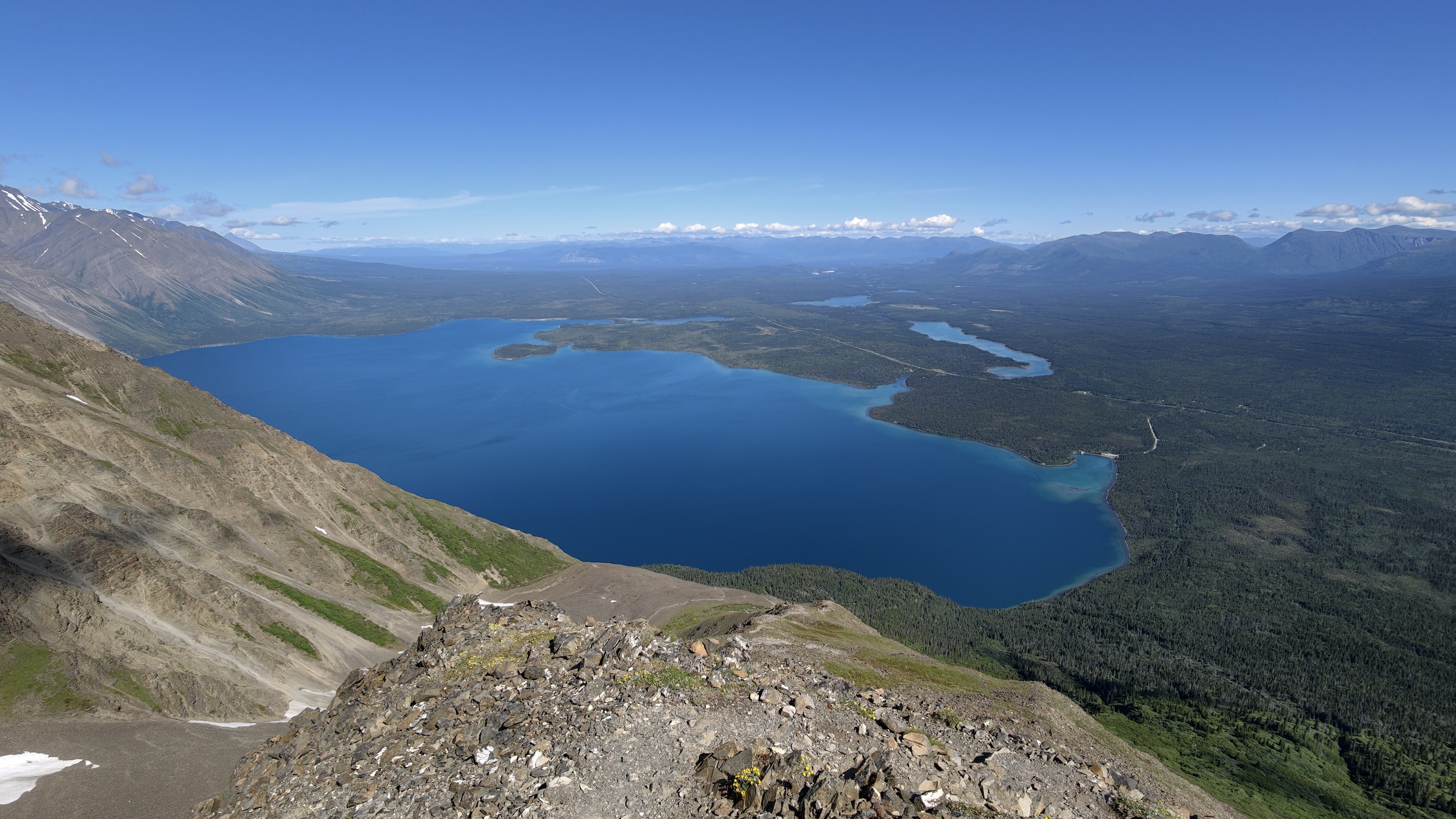 Blick vom King's Throne auf den Kathleen Lake